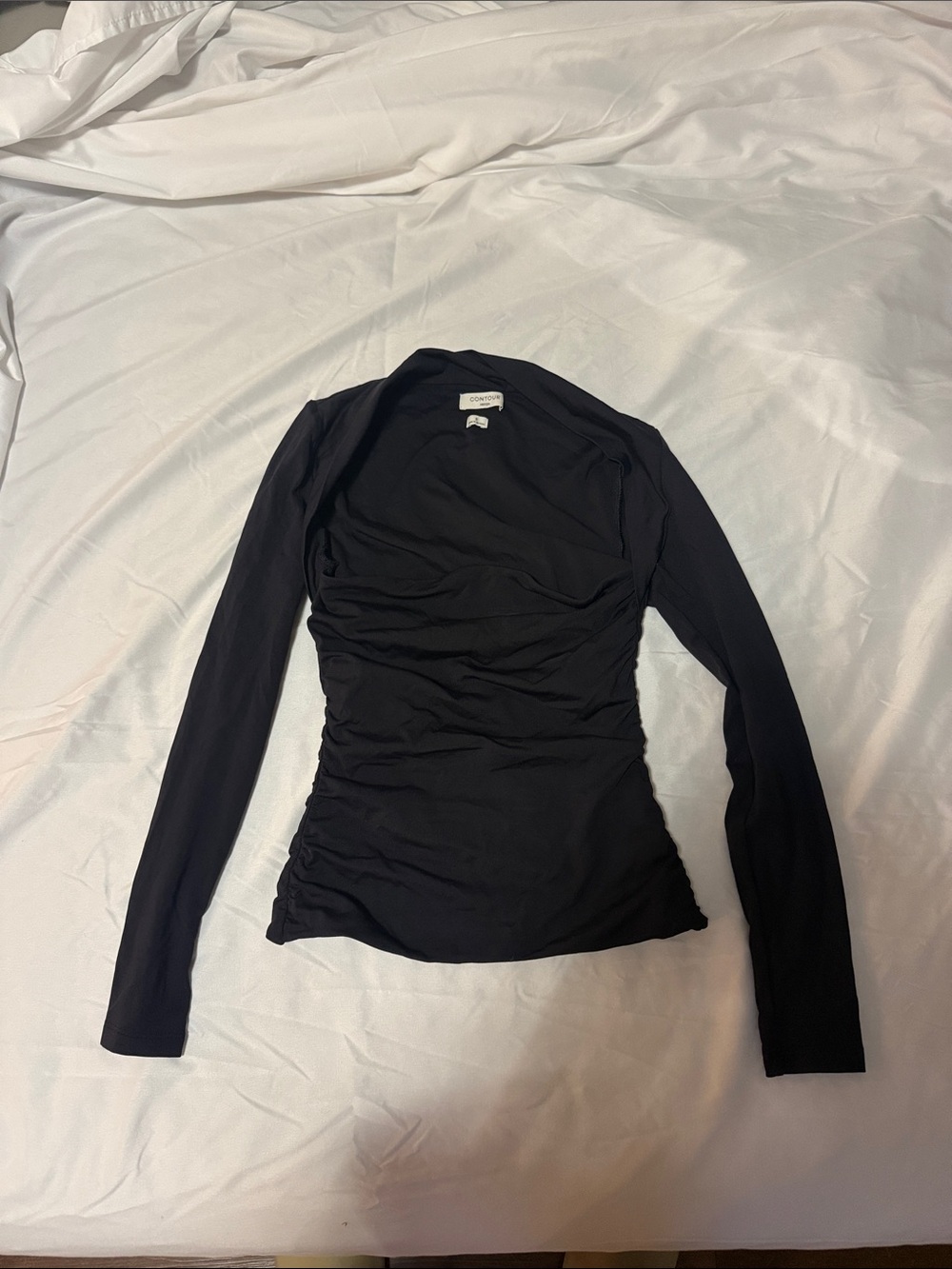 Aritzia Black Long-Sleeve Ruched Tee